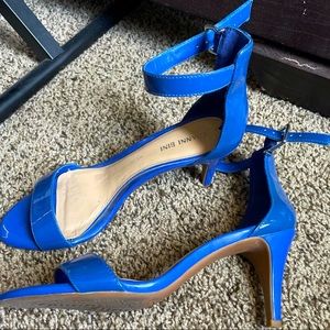 Gianni Bini Blue Heels